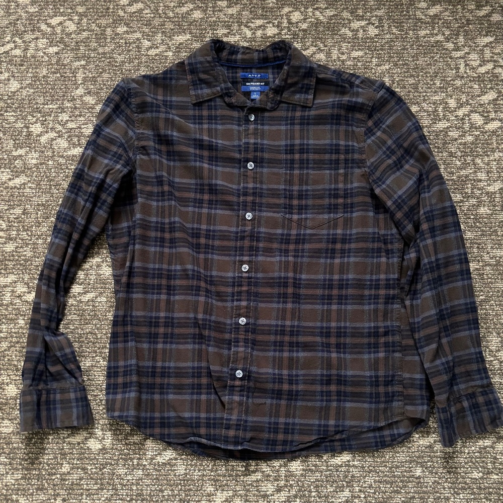 Large Apt. 9 Standard Fit Flannel Button Up